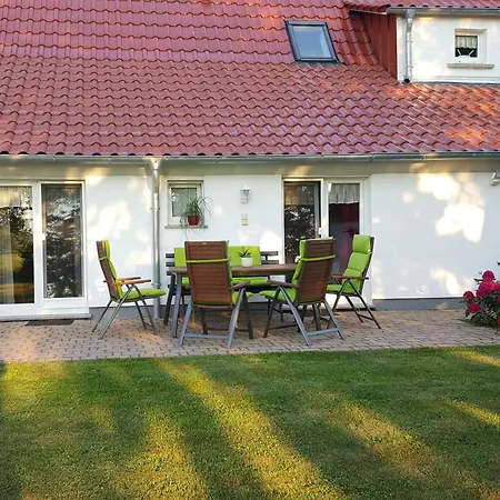 Schoene Bei Bergen Auf Ruegen Apartment